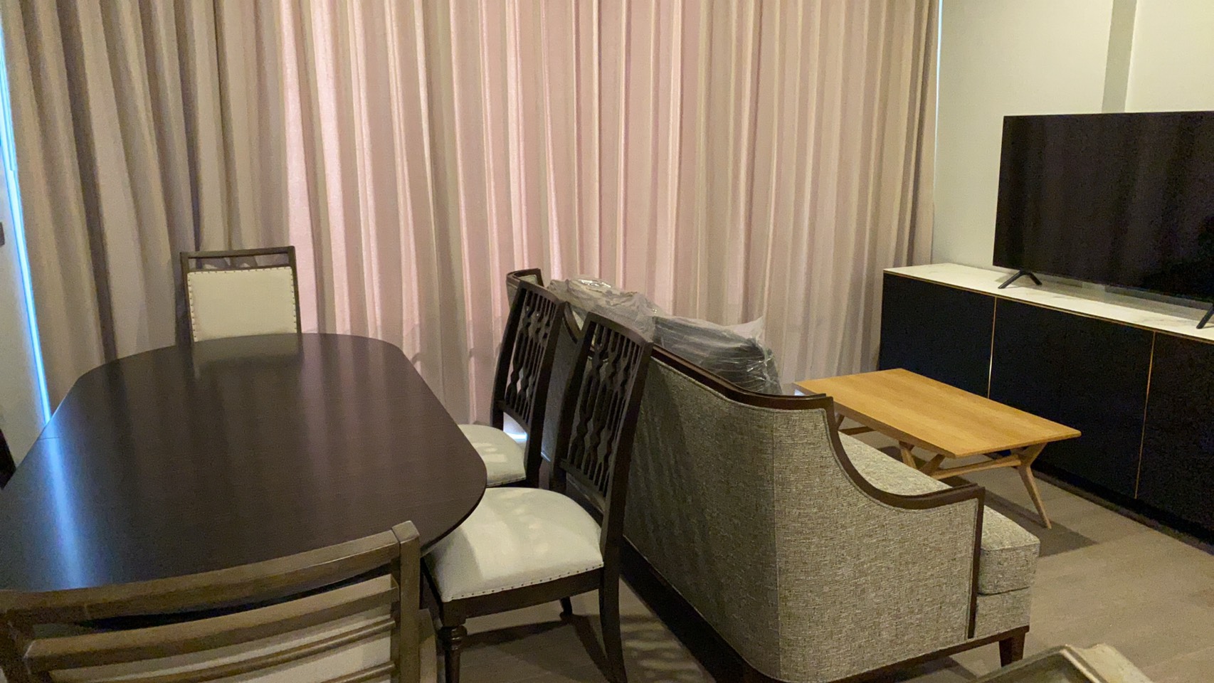 ให้เช่า/ ขายคอนโด เซอเลส อโศก พื้นที่ 86 ตร.ม. 2 ห้องนอน ขาย 29 ล้านบาท