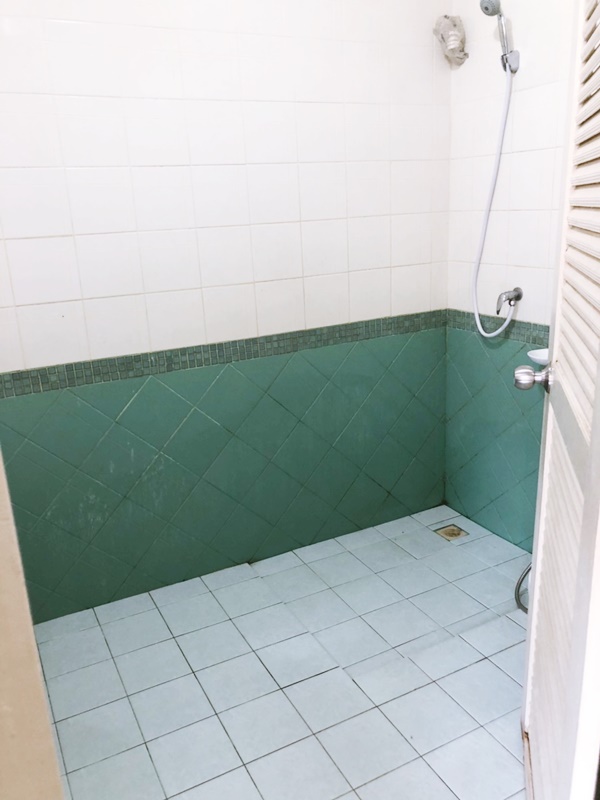 ให้เช่าทาวน์เฮาส์ 2 ชั้น ย่านบางใหญ่ พื้นที่ 19.5 ตรว. 3 ห้องนอน เช่า 7,000 บ/ด