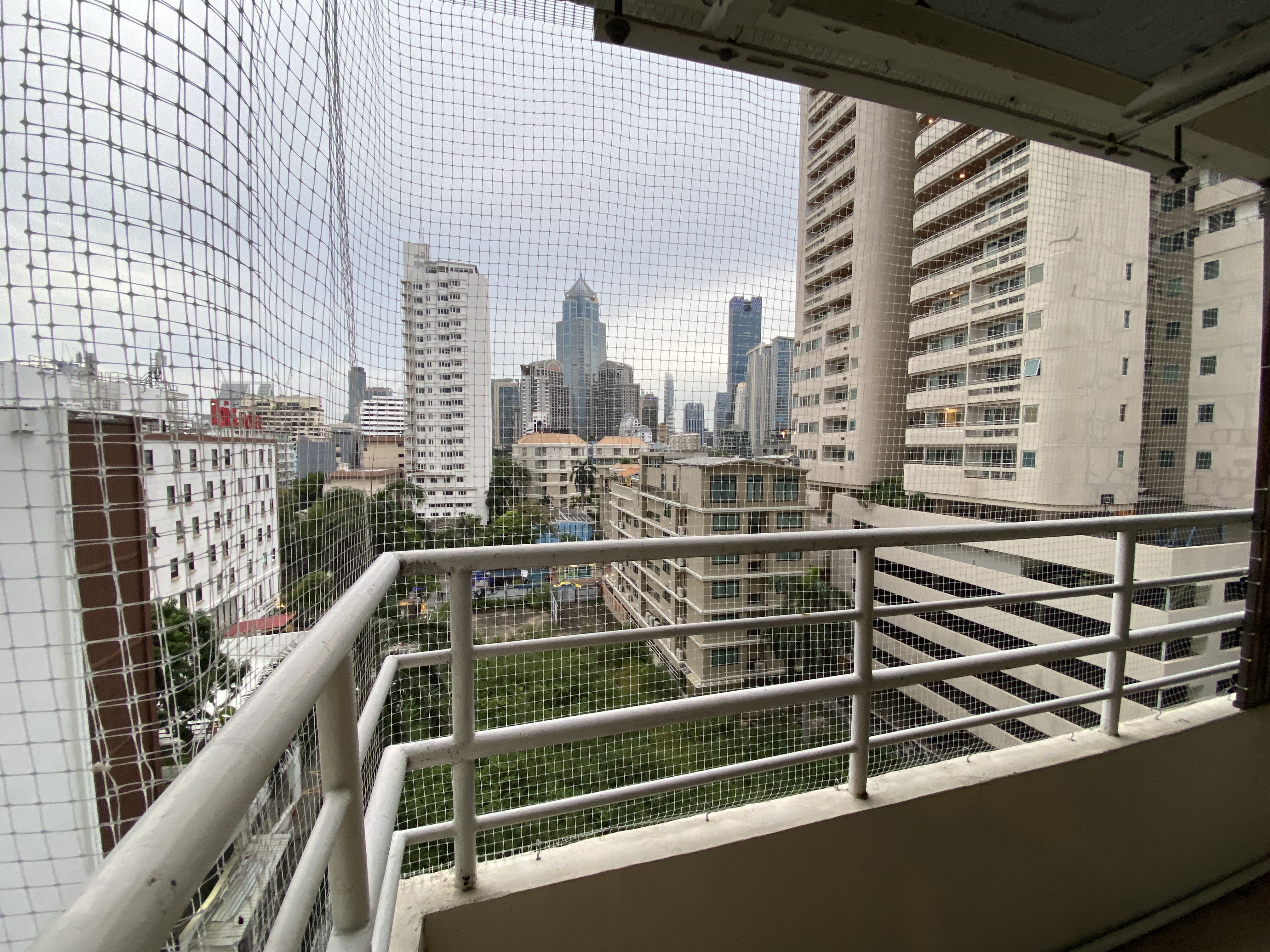 ให้เช่าคอนโด สราญใจ แมนชั่น พื้นที่ 65 ตร.ม. 1 ห้องนอน 22,000 B