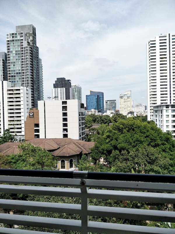 ขายคอนโด อเวนิว 61 พื้นที่ 102 ตร.ม. 2 ห้องนอน ขาย 13 ล้านบาท