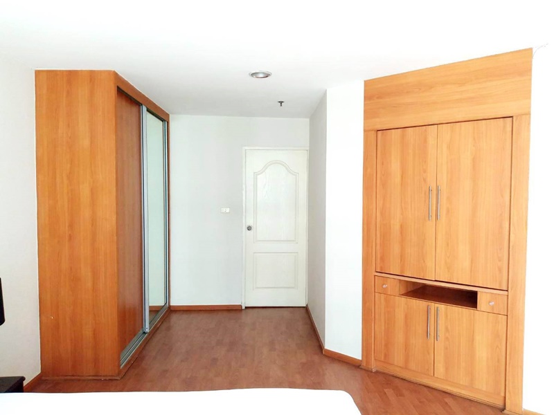 ให้เช่าคอนโด เดอะ แคปิตอล สุขุมวิท 30/1 พื้นที่ 66 ตร.ม. 1 ห้องนอน เช่า 23,000 บ/ด