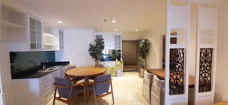 ขายคอนโด สเตท ทาวเวอร์ คอนโดมิเนียม 88.52 ตรม. 1 ห้องนอน ขาย 7.6 ล้านบาท