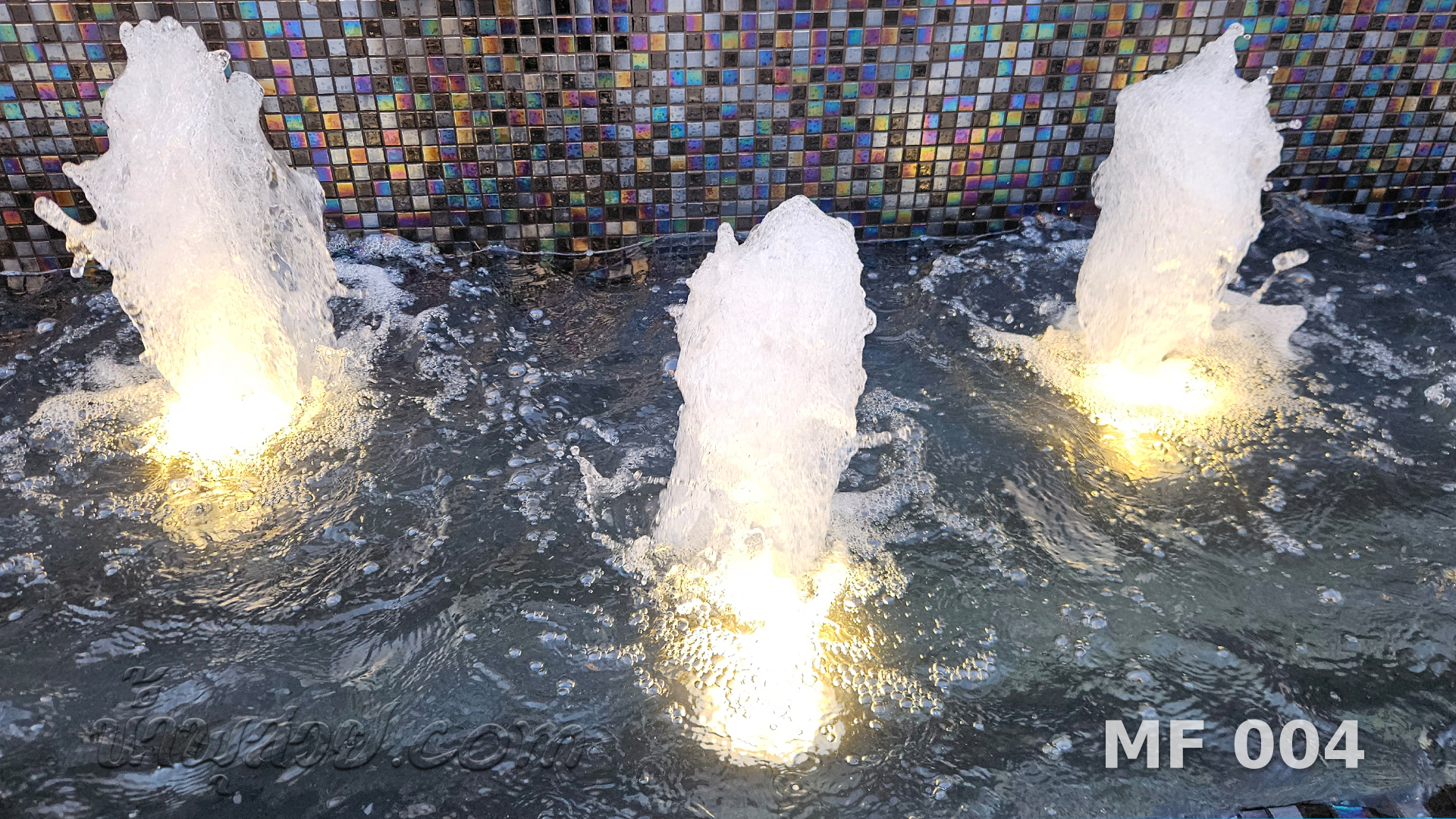 น้ำพุต้นสน MOTIF สุขุมวิท-บางนา