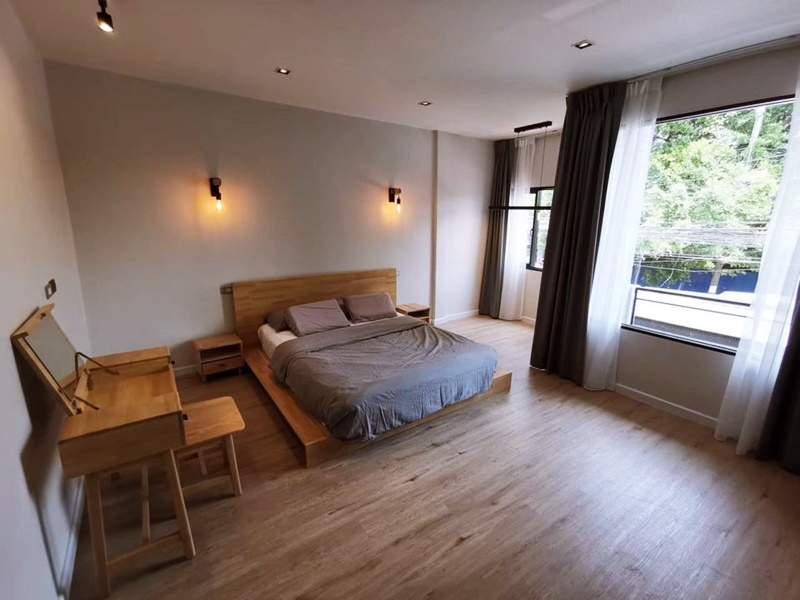 ให้เช่าบ้านเดี่ยว 2 ชั้น ย่านห้วยขวาง พื้นที่ 26 ตรว. 2 ห้องนอน เช่า 36,000 บ/ด