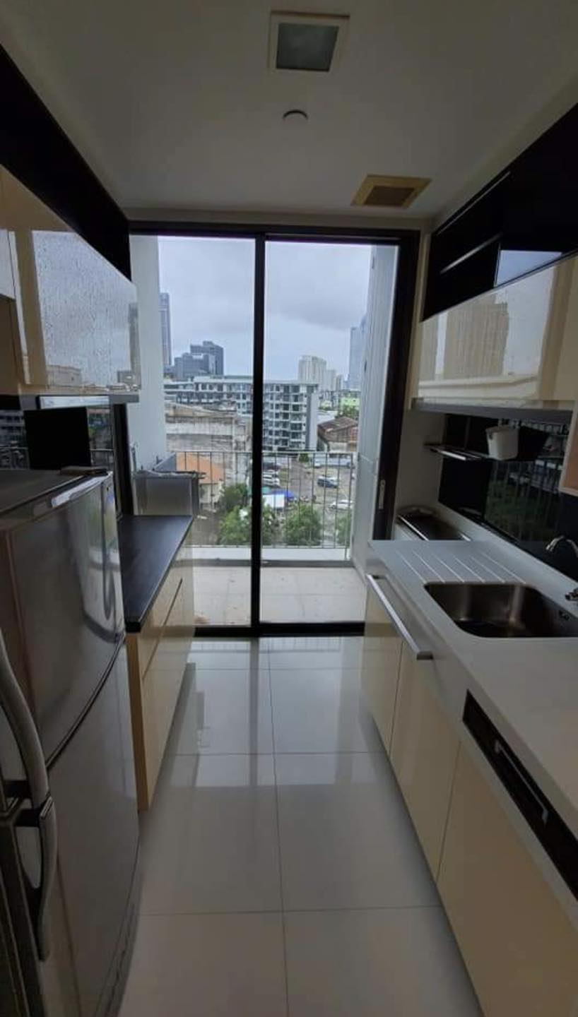 ให้เช่า เดอะ รูม สุขุมวิท 62 พื้นที่ 45 ตร.ม 1 ห้องนอน ราคา 16,000 บาท/เดือน