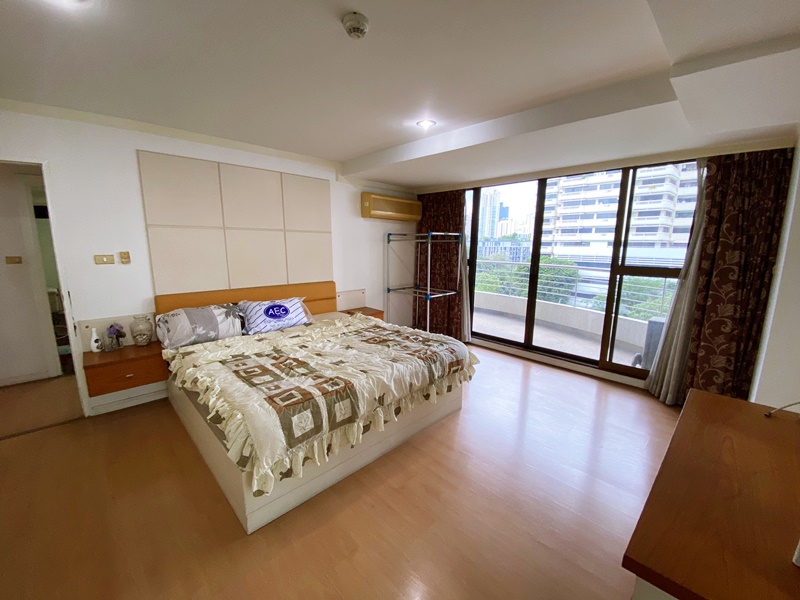 ขายคอนโด ศุภาลัย เพลส สุขุมวิท 39 พื้นที่ 118 ตรม. 2 ห้องนอน ขาย 7.72 ล้านบาท