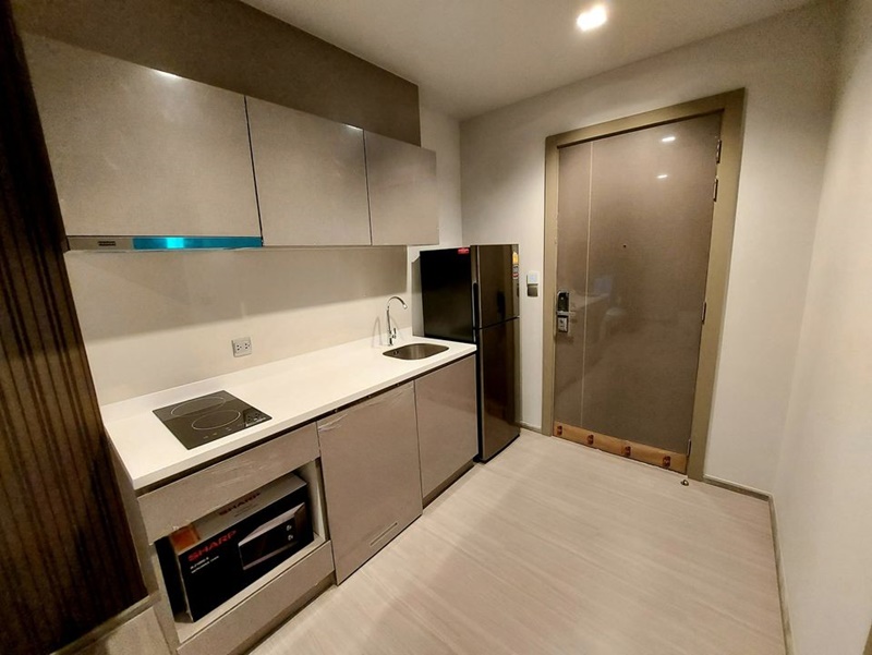 ให้เช่าคอนโด ไลฟ์ อโศก - พระราม 9 พื้นที่ 26 ตรม. สตูดิโอ เช่า 13,500 บ/ด