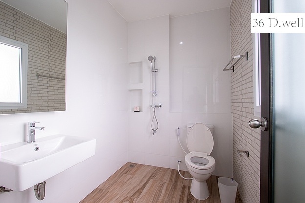 ให้เช่าคอนโด 36 ดี.เวล พื้นที่ 150 ตร.ม. 3 ห้องนอน (เพนส์เฮ้าส์) เช่า 45,000 บ/ด