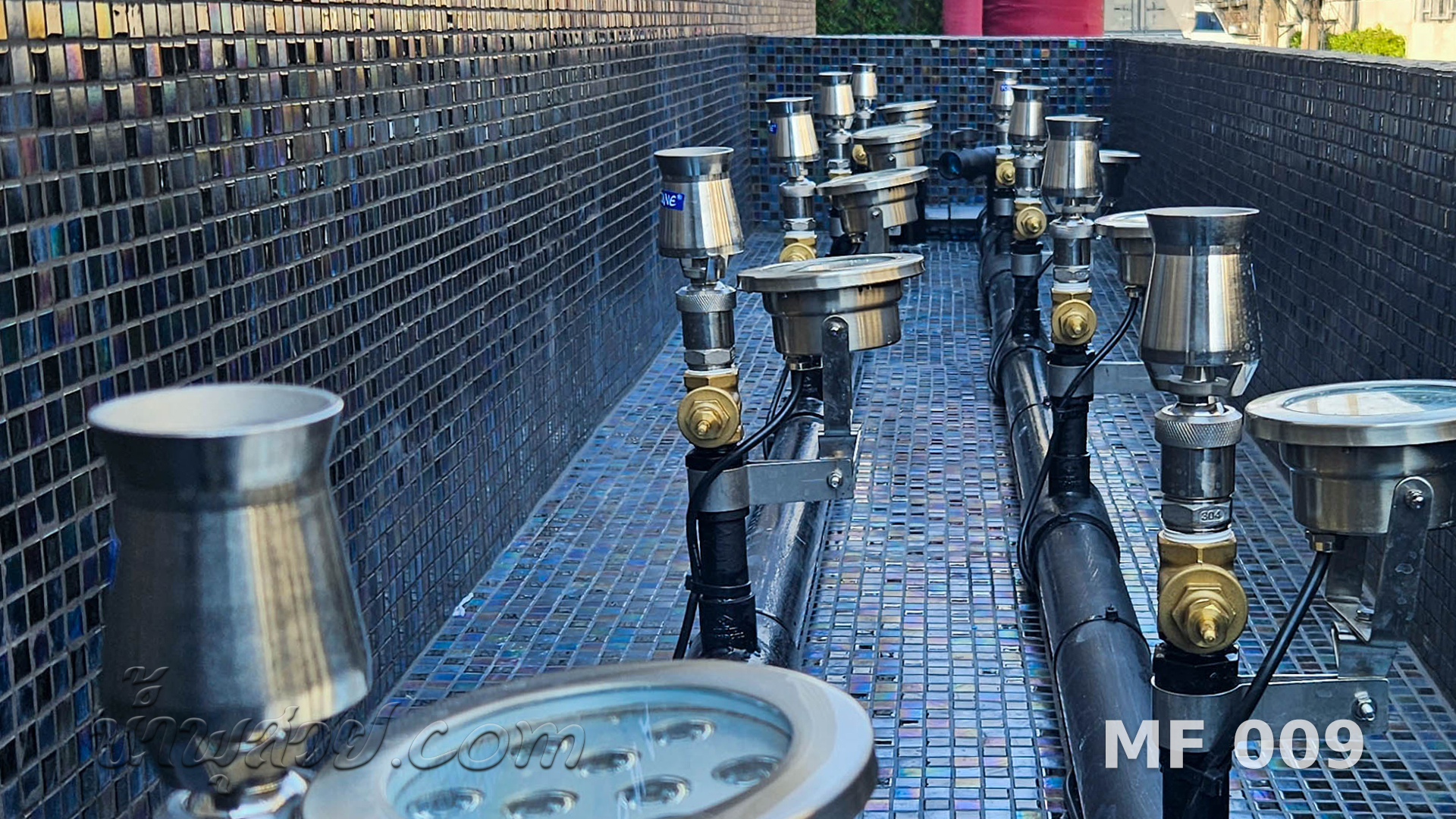 น้ำพุต้นสน MOTIF สุขุมวิท-บางนา