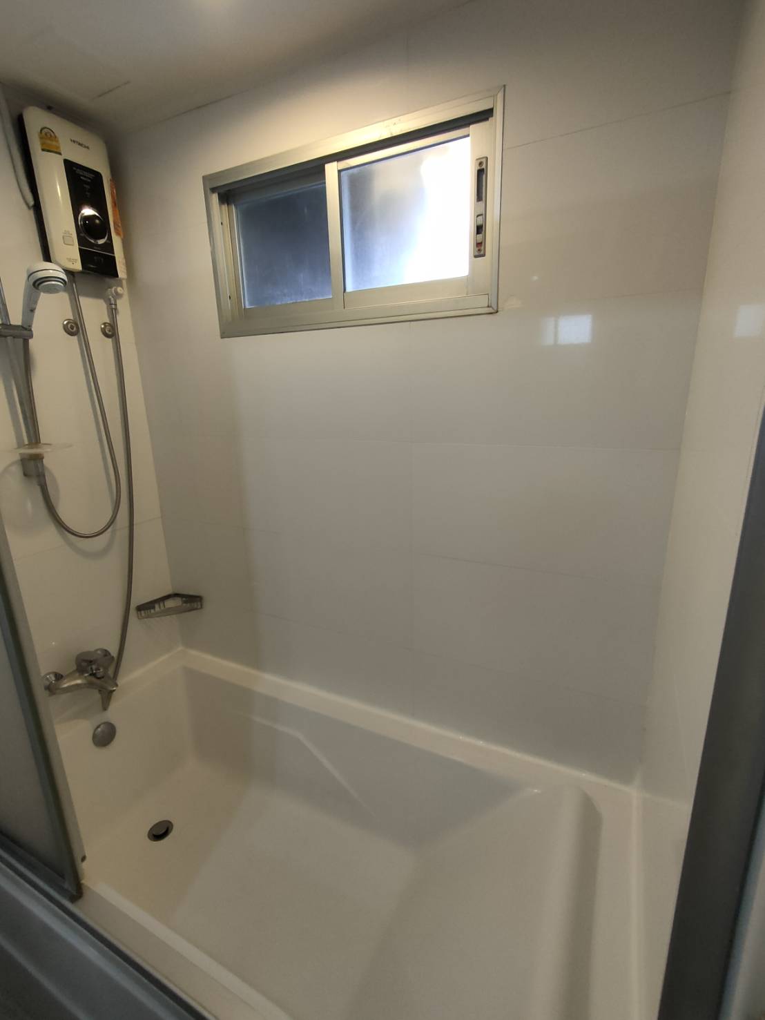 ให้เช่าคอนโด ลุมพินี เพลส พระราม 4 - กล้วยน้ำไท 37 ตรม. 1 ห้องนอน เช่า 15,000 /เดือน