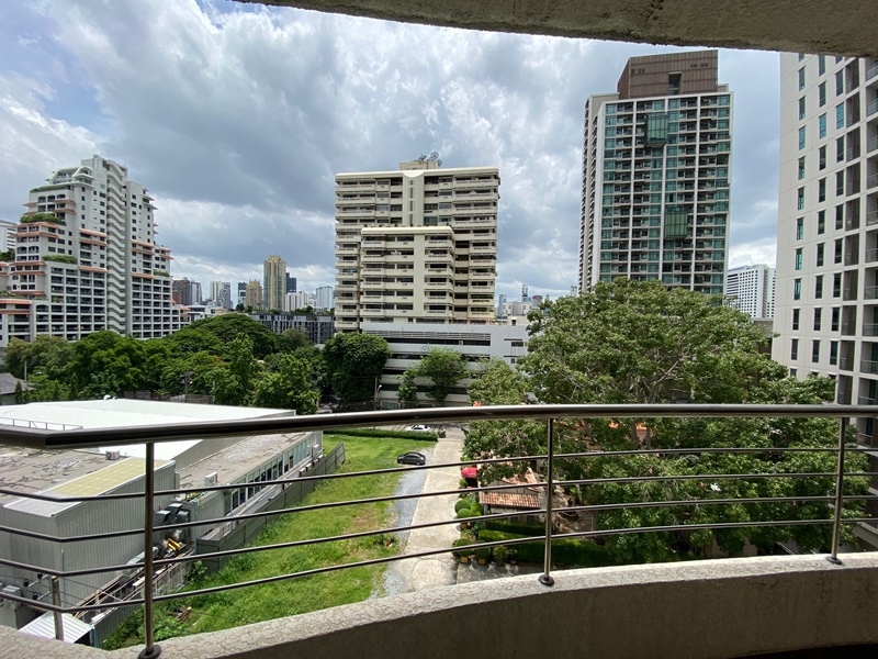 ขายคอนโด ศุภาลัย เพลส สุขุมวิท 39 พื้นที่ 118 ตรม. 2 ห้องนอน ขาย 7.72 ล้านบาท