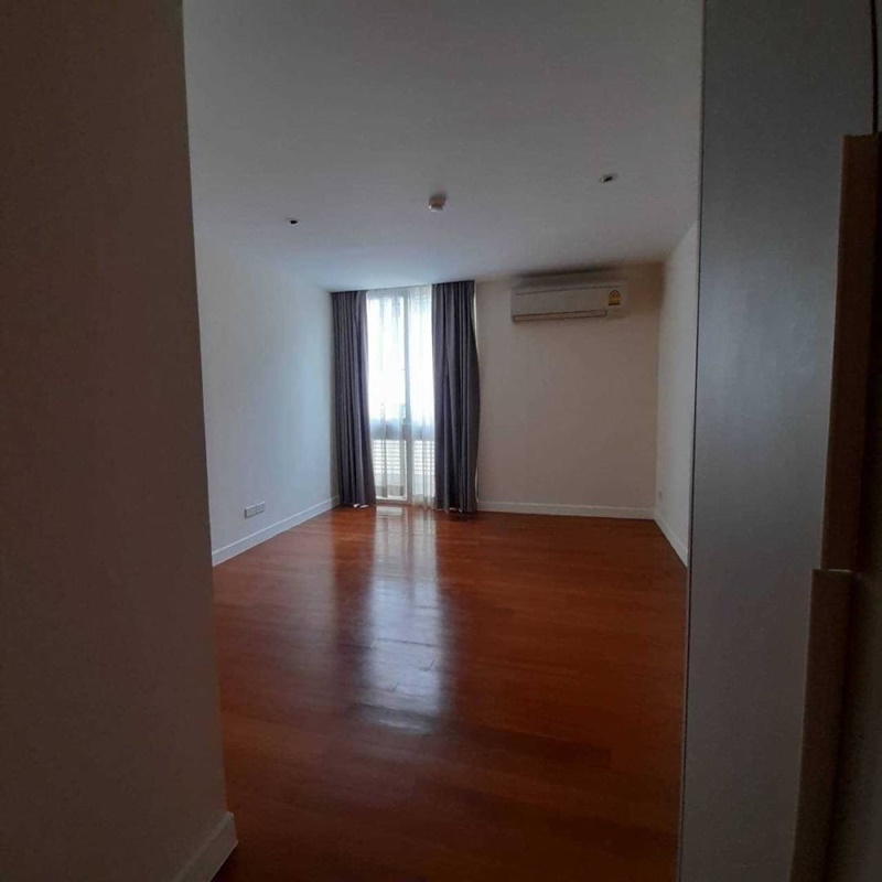 ขาย/ให้เช่า ลา ซิตต้า เพนท์เฮ้าส์ 165 ตร.ม. 3 ห้องนอน เช่า 100,000 บ/ด ขาย 31 ล้านบาท