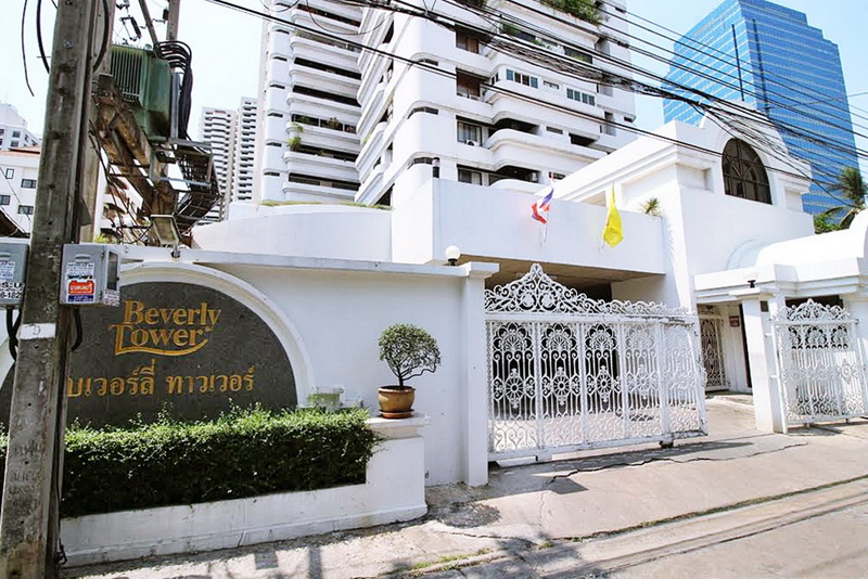 (Sold Out) ขายคอนโด เบเวอร์ลี่ ทาวเวอร์ สุขุมวิท 11 พื้นที่ 77 ตร.ม. 1 ห้องนอน 2 ห้องน้ำ ขาย 4.3 ล้านบาท