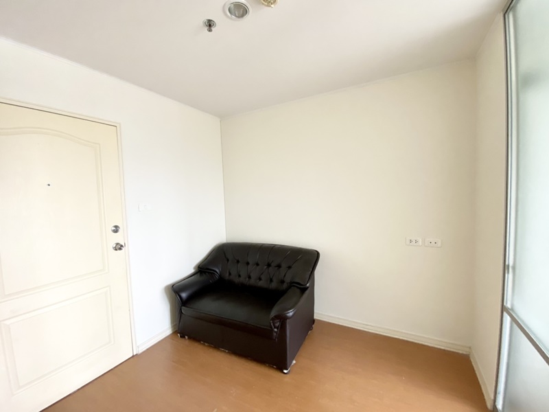 ขายลุมพินี คอนโดทาวน์ รามอินทรา-นวมินทร์ พื้นที่ 25.25 ตร.ม. 1 ห้องนอน ขาย 1.2 ล้านบาท