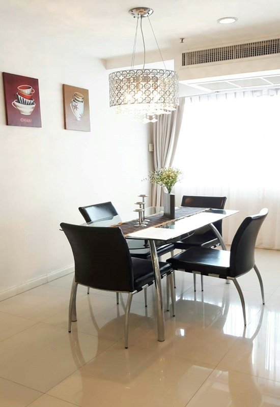 คอนโดให้เช่า วิทยุ คอมเพล็กซ์ พื้นที่ 68 ตร.ม. 1ห้องนอน เช่า 21,000 บ/ด