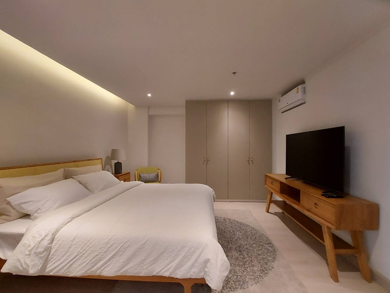 ขาย/ให้เช่า สเตท ทาวเวอร์ 111.37 ตรม. 2 ห้องนอน เช่า 40,000 บ/ด ขาย 9.1 ล.