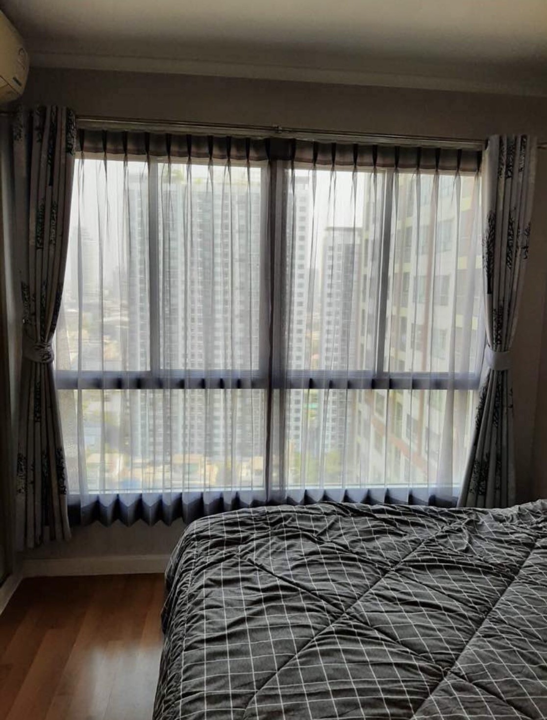 ให้เช่า ลุมพินี เพลส พระราม 4 – กล้วยน้ำไท พื้นที่ 29 ตร.ม. 1 ห้องนอน ให้เช่า 12,000 บ/ด