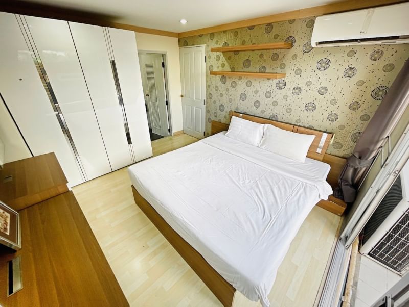 ให้เช่าคอนโด เดอะ วอเตอร์ฟอร์ด พระราม 4 พื้นที่ 65 ตร.ม. 1 ห้องนอน เช่า 16,000 บ/ด