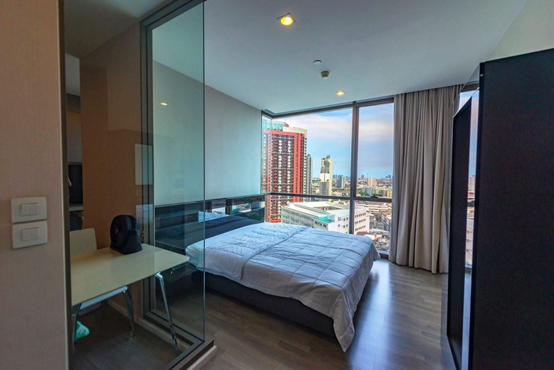 คอนโดให้เช่า เดอะ รูม สุขุมวิท 69 พื้นที่ 45 ตร.ม. 1 ห้องนอน