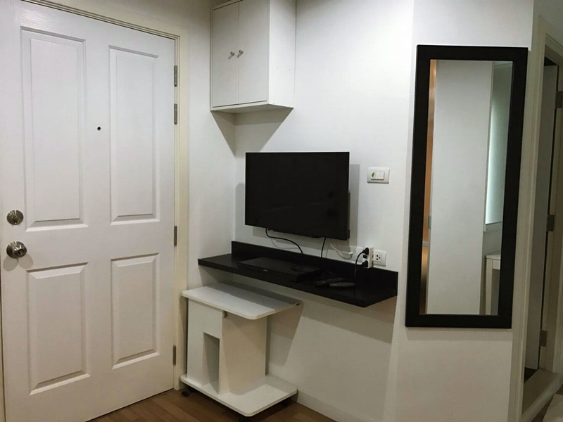 ให้เช่าคอนโด ลุมพินี เพลส รัชโยธิน พื้นที่ 28 ตร.ม. 1 ห้องนอน ให้เช่า 9,500 บ/ด