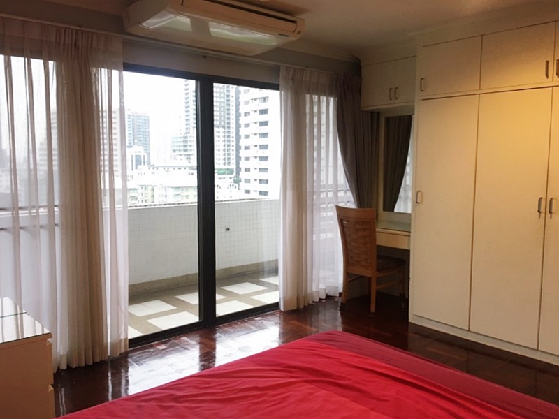 ขาย/ให้เช่า คอนโด ริชมอนด์ พาเลส 150 ตร.ม. 3 ห้องนอน เช่า 60,000 บ/ด ขาย 16.5 ล.