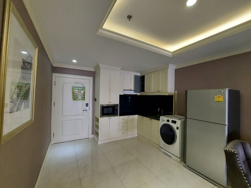 ให้เช่าคอนโด สเตท ทาวเวอร์ คอนโดมิเนียม พื้นที่ 68.23 ตรม. 1 ห้องนอน เช่า 28,000 บ/ด