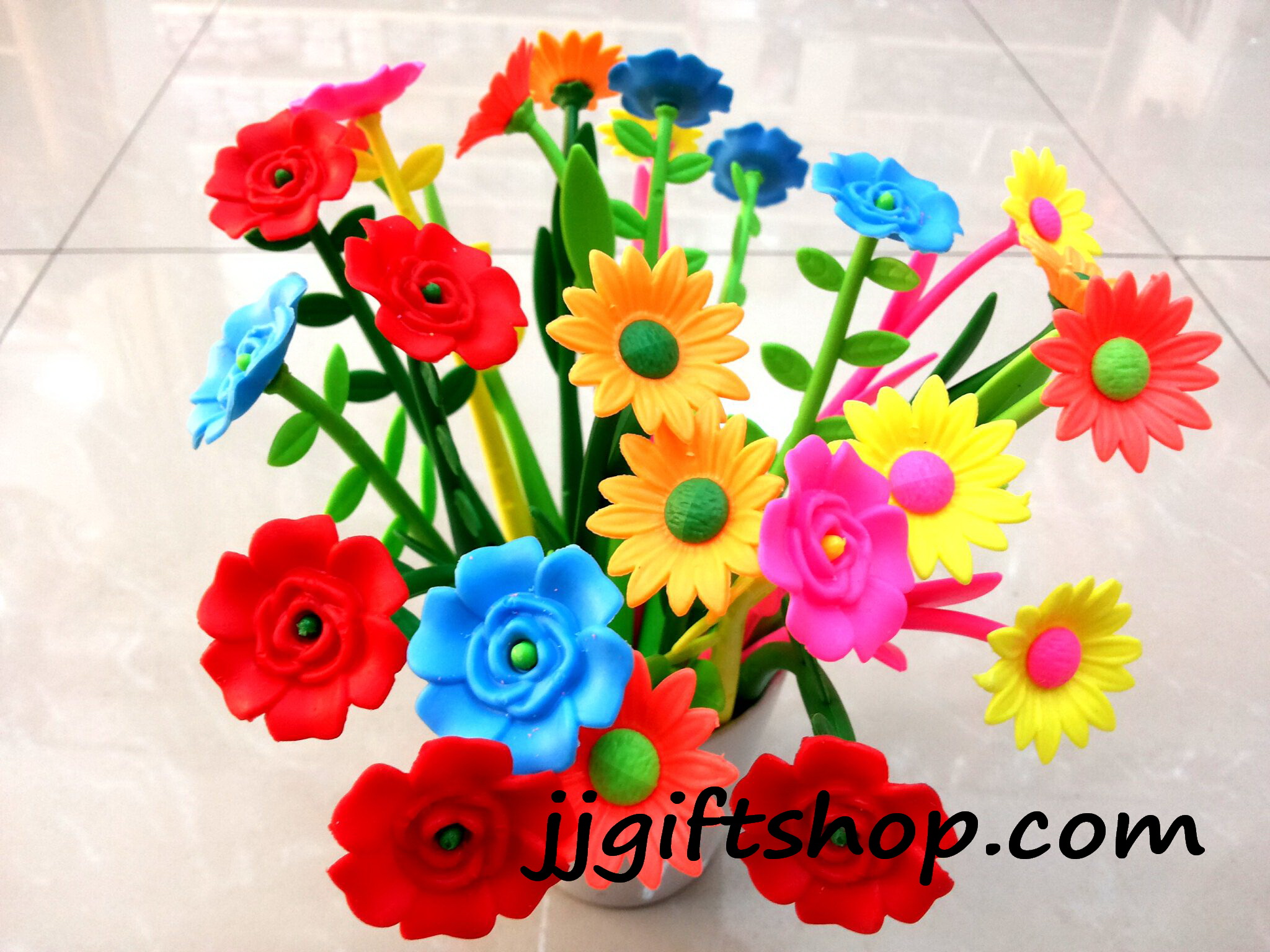 ปากกาดอกไม้ ปากกาหมึกเจลสีน้ำเงิน หัว 0.38 (ซื้อ 12 ด้ามๆละ 15 บาท)