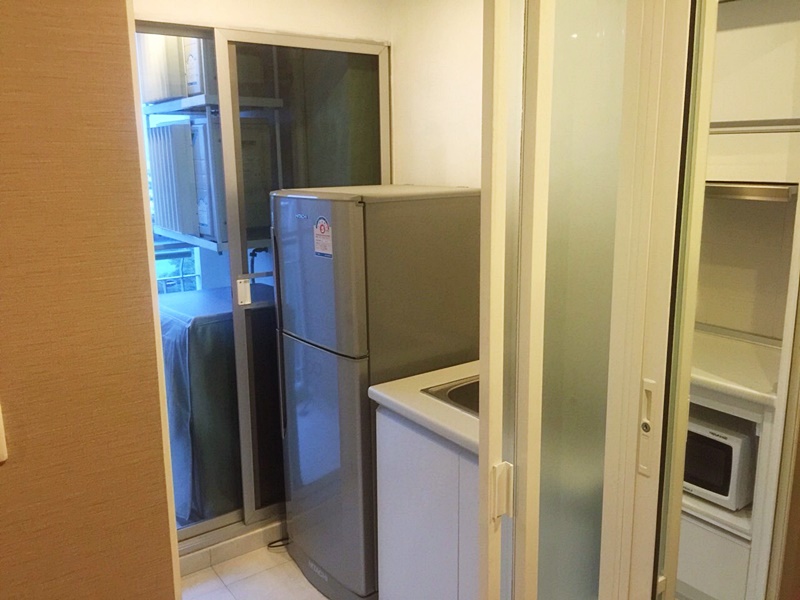 ให้เช่าคอนโด ลุมพินี เพลส พระราม 9 พื้นที่ 35 ตร.ม. 1 ห้องนอน เช่า 13,000 บ/ด