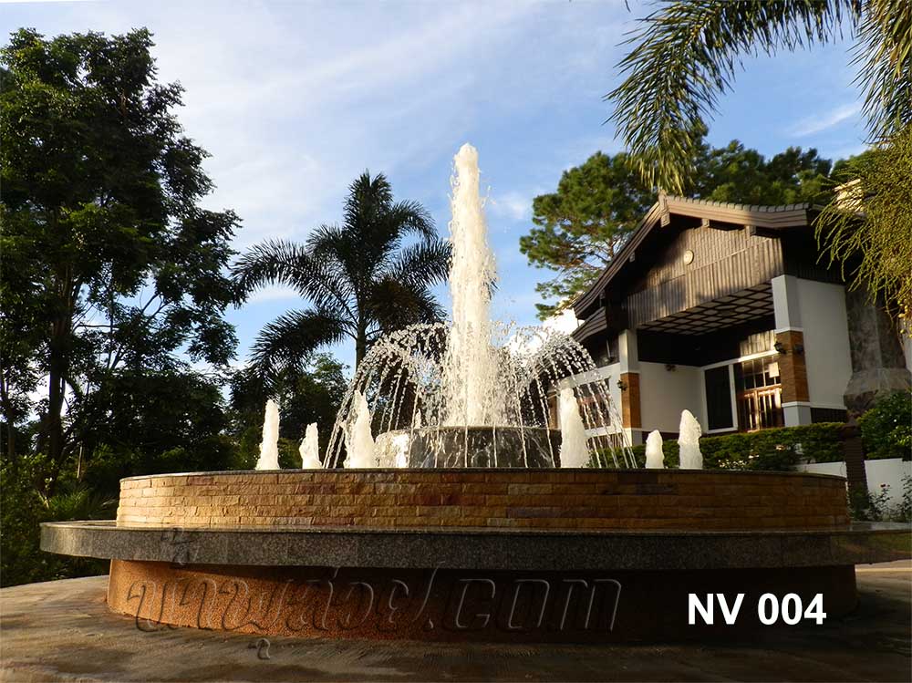 บ่อน้ำพุวงกลม 2 ชั้น พร้อมวง Ring และทรงต้นสน 8 หัว ที่ สวนน้ำทิพย์ วัลเล่ย์ ภูเรือ