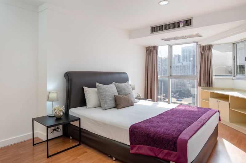 ให้เช่าคอนโด เดอะ วอเตอร์ฟอร์ด ไดมอนด์ สุขุมวิท 30/1 121 ตรม. 3 ห้องนอน 45,000 บ/ด