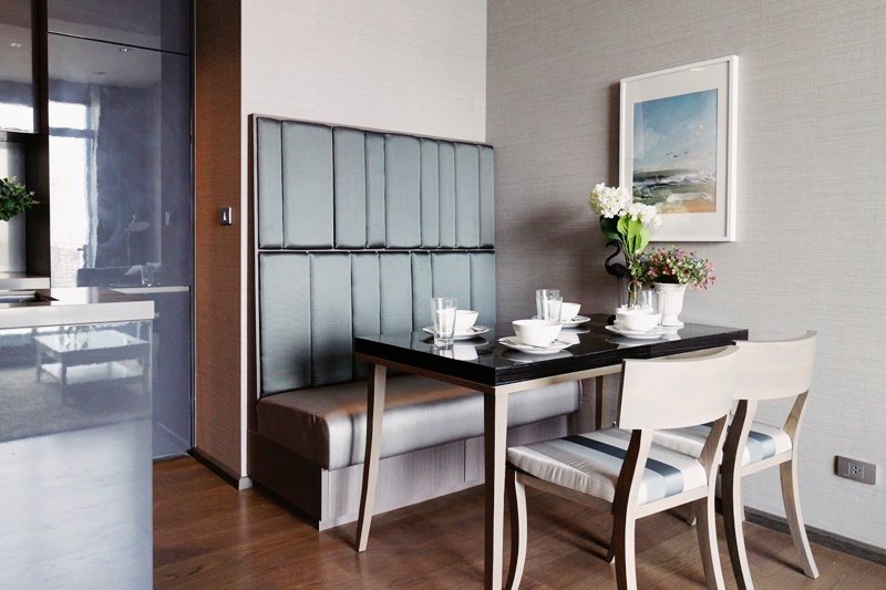 ให้เช่าคอนโด เดอะ ดิโพลแมท สาทร พื้นที่ 70 ตร.ม. 2 ห้องนอน เช่า 65,000 บ/ด