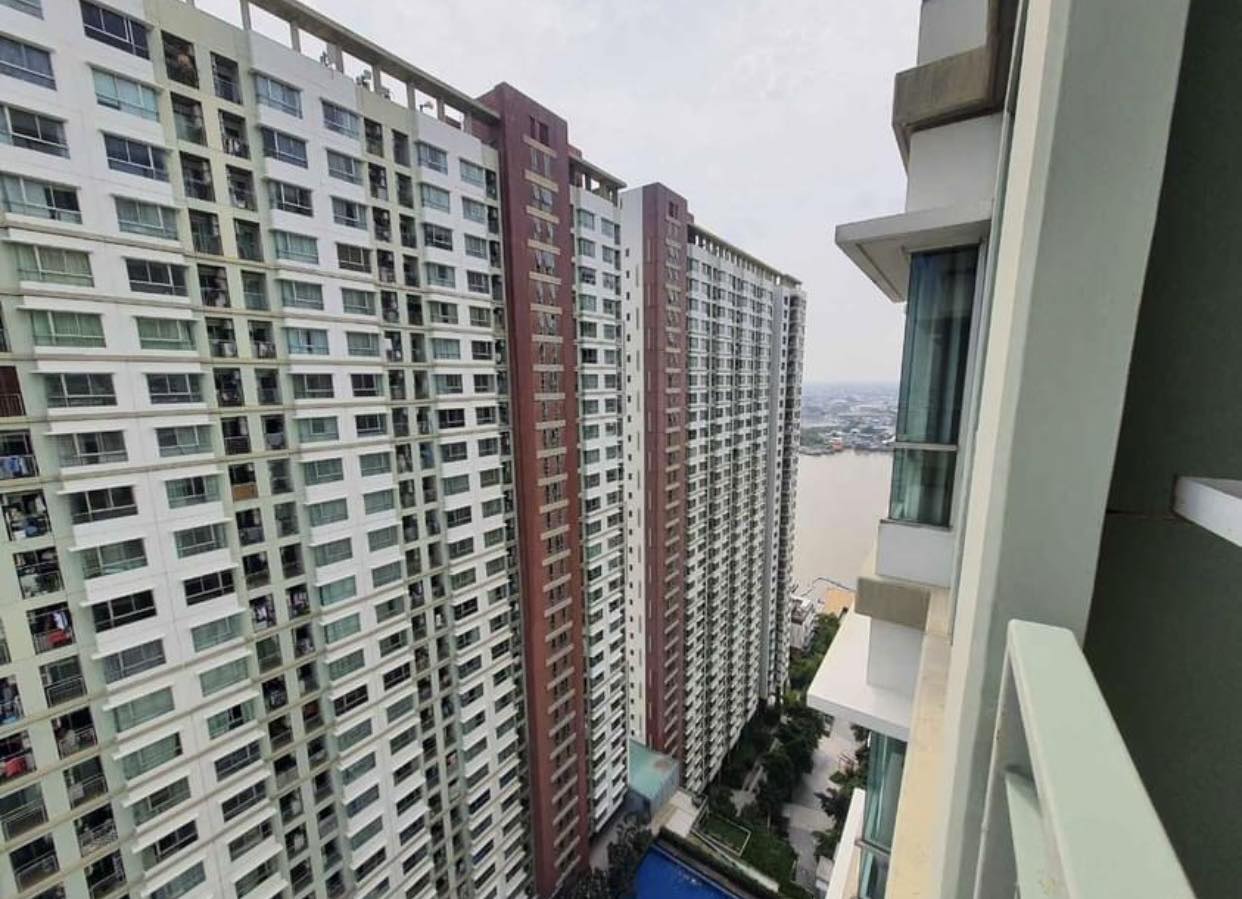 ให้เช่า ลุมพินี พาร์ค ริเวอร์ไซด์ พระราม 3 พื้นที่ 28 ตร.ม 1 ห้องนอน วิวสระ ราคา 12,000 บาท/เดือน