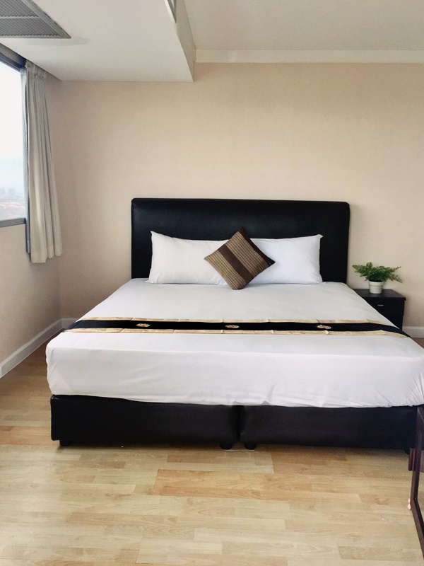 ให้เช่าคอนโด เดอะ วอเตอร์ฟอร์ด ไดมอนด์ 146 ตรม. 3 ห้องนอน เช่า 50,000 บ/ด