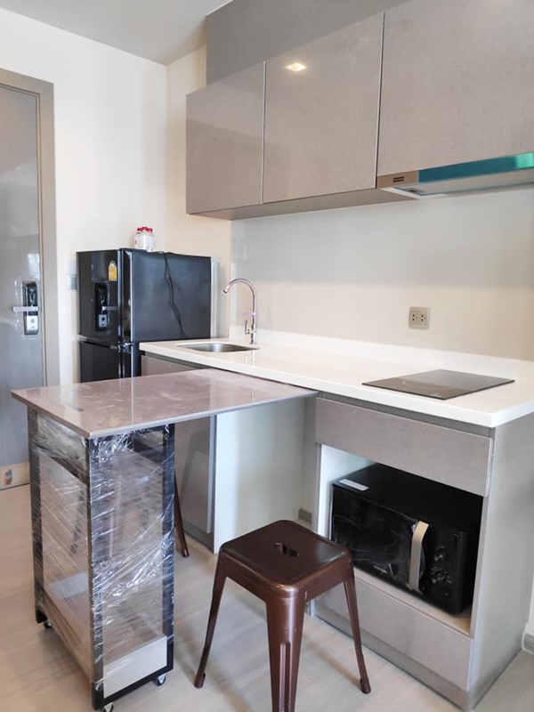 ให้เช่าคอนโด ไลฟ์ อโศก - พระราม 9 พื้นที่ 26 ตร.ม. ห้องสตูดิโอ เช่า 14,000 บ/ด