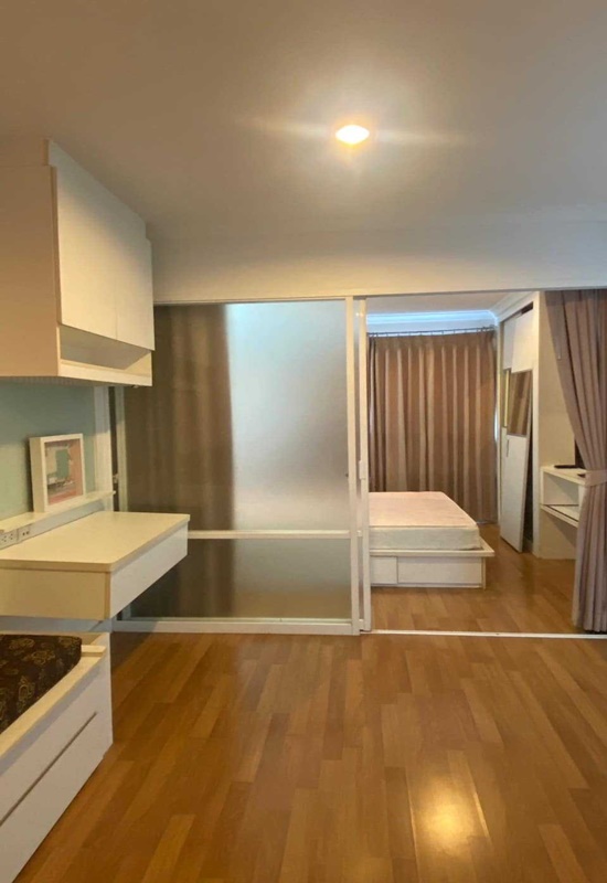 ให้เช่าคอนโด ลุมพินี เพลส พระราม 9-รัชดา พื้นที่ 35 ตร.ม. 1 ห้องนอน เช่า 13,000 บ/ด