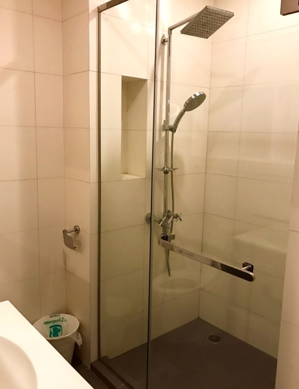 ให้เช่าคอนโด วายน์ สุขุมวิท พื้นที่ 30 ตร.ม. 1 ห้องนอน เช่า 15,000 บ/ด