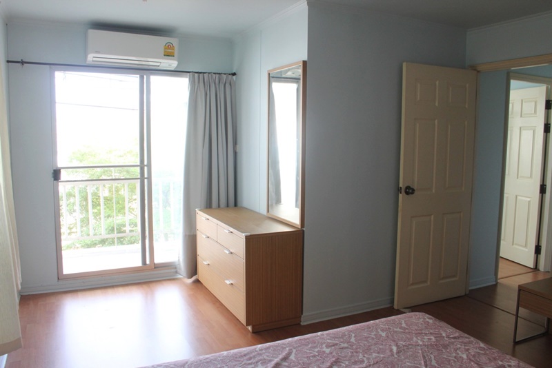 ขายคอนโด ลุมพินี วิลล์ ศูนย์วัฒนธรรม 60 ตร.ม. 2 ห้องนอน ขาย 3.25 ล้านบาท