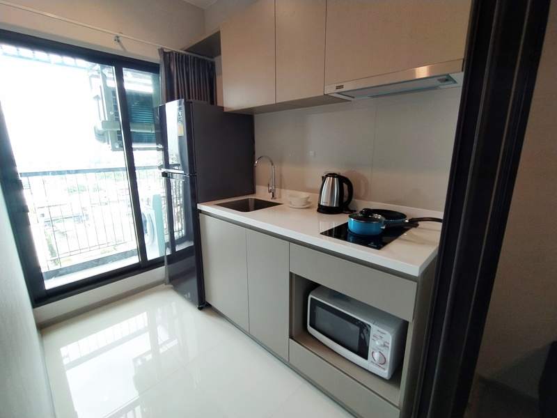 ให้เช่าคอนโด ไลฟ์ สุขุมวิท 62 พื้นที่ 30 ตร.ม. 1 ห้องนอน เช่า 15,000 บ/ด