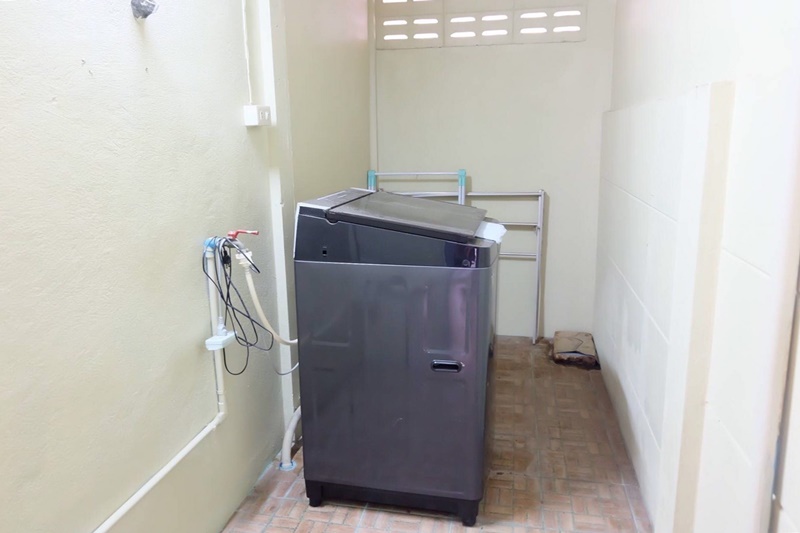 ให้เช่าบ้านเดี่ยว 2 ชั้น รามคำแหง 76 พื้นที่ 75 ตรว. 4 ห้องนอน เช่า 25,000 บ/ด