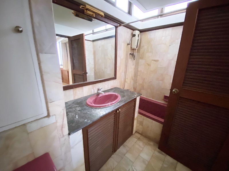 ขายคอนโด ศุภาลัย เพลส สุขุมวิท 39 พื้นที่ 120 ตรม. 2 ห้องนอน ขาย 7.2 ล้านบาท