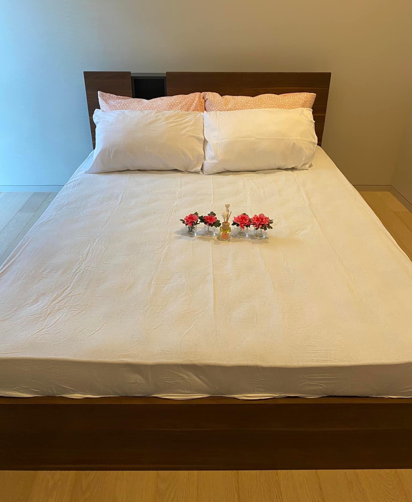 ให้เช่าคอนโด เทล่า ทองหล่อ 111 ตรม. 2 ห้องนอน ราคาเช่า 120,000 บาท/เดือน