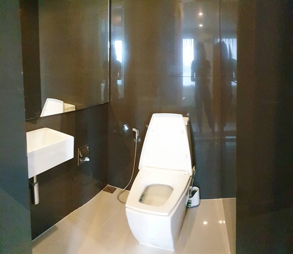 ขาย/ให้เช่า คอนโด ริทึ่ม สุขุมวิท 50 พื้นที่ 45.5 ตร.ม. 1 ห้องนอน เช่า 25,000 บ/ด ขาย 5.6 ลบ.