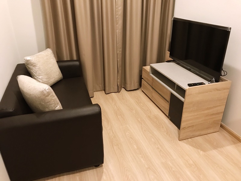 ให้เช่าคอนโด โนเบิล รีวอลฟ์ รัชดา 1 พื้นที่ 29 ตร.ม. 1 ห้องนอน เช่า 15,000 บ/ด