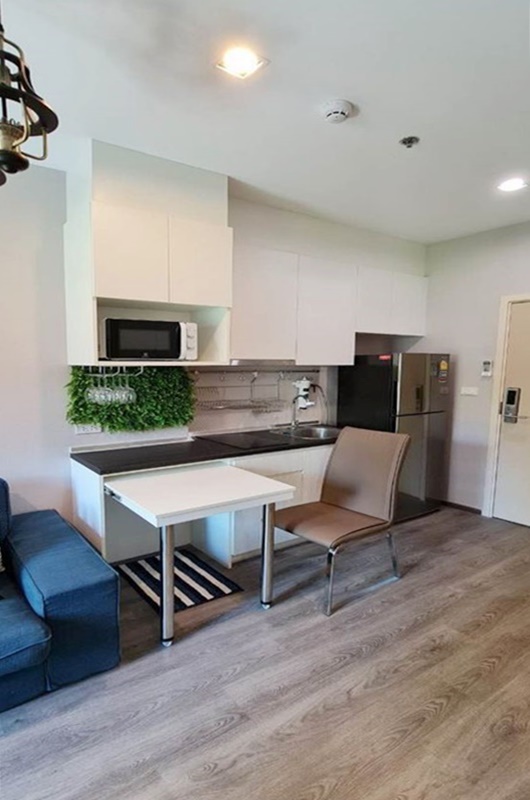 ให้เช่าคอนโด ริชพาร์ค @ ทริปเปิ้ล สเตชั่น พื้นที่ 28.9 ตร.ม. 1 ห้องนอน เช่า 12,000 บ/ด