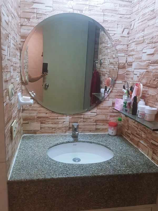 ให้เช่าคอนโด ออมนิ ทาวเวอร์ สุขุมวิท 4 พื้นที่ 62 ตร.ม. 1 ห้องนอน เช่า 15,000 บ/ด