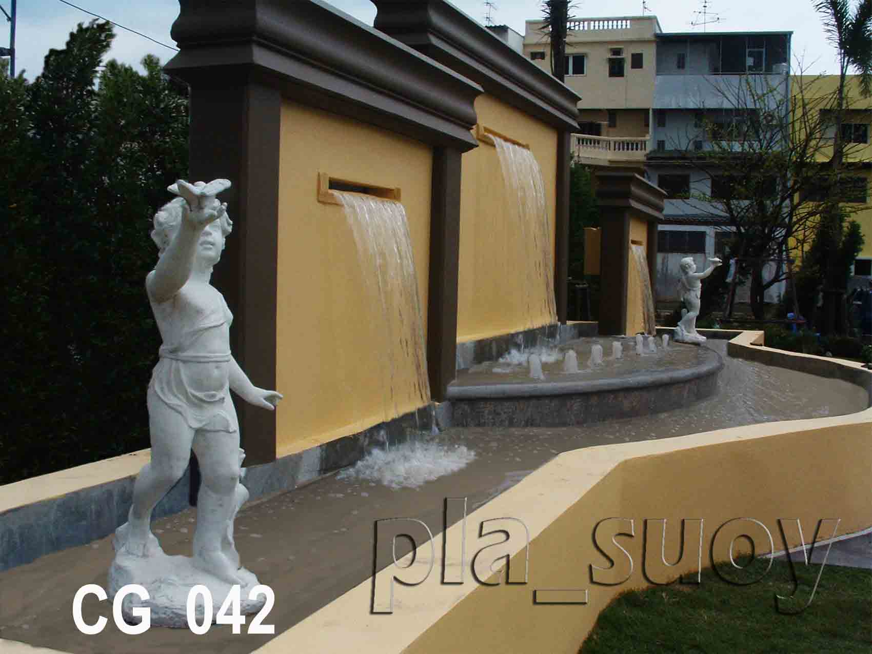 บ่อน้ำพุกลางโครงการ CASA GRAND เป็นบ้านหรูมีระดับ สไตล์ยุโรป