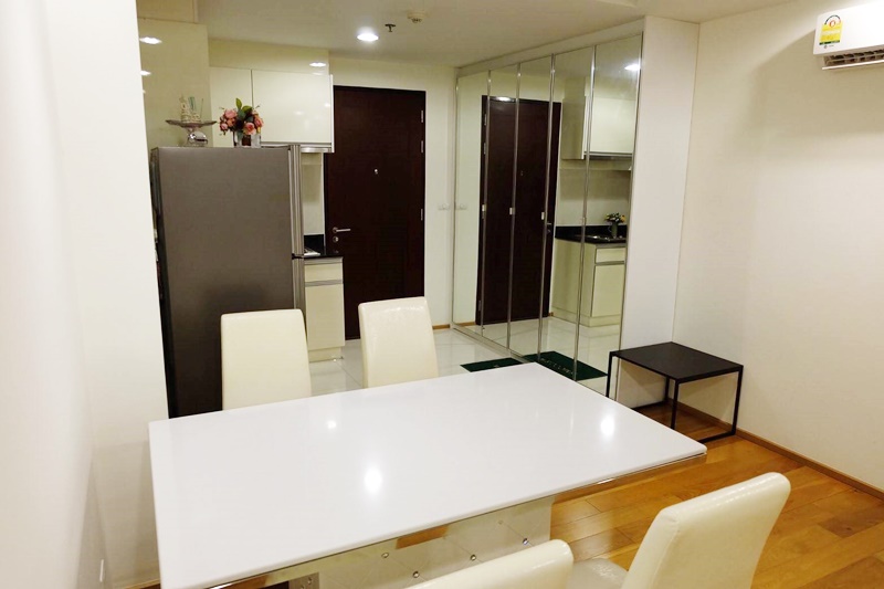 ขายคอนโด แอ็บสแตร็กส์ พหลโยธิน พื้นที่ 50 ตร.ม. 1 ห้องนอน ขาย 4.9 ล้านบาท