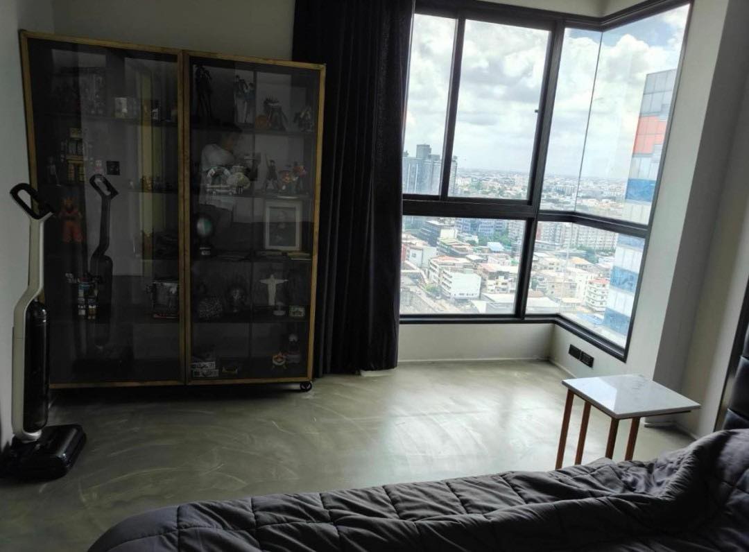 ให้เช่า คอนโด ควินน์ รัชดา17 พื้นที่ 45 ตร.ม 1 ห้องนอน ห้องมุม ราคา 22,000 บาท/เดือน