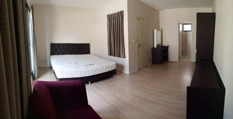 ให้เช่าทาวน์โฮม 3ชั้น ย่านรามคำแหง พื้นที่ 18 ตรว. 3 ห้องนอน เช่า 28,000 บ/ด