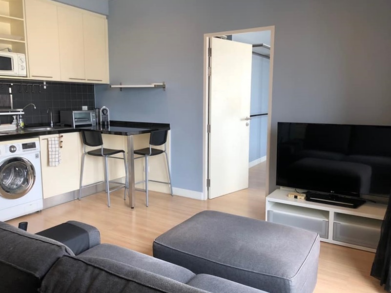 ให้เช่าคอนโด เดอะ ซี้ด มิงเกิ้ล สาทร-สวนพลู 38 ตร.ม. 1 ห้องนอน เช่า 18,000 บ/ด ขาย 4.5 ล.